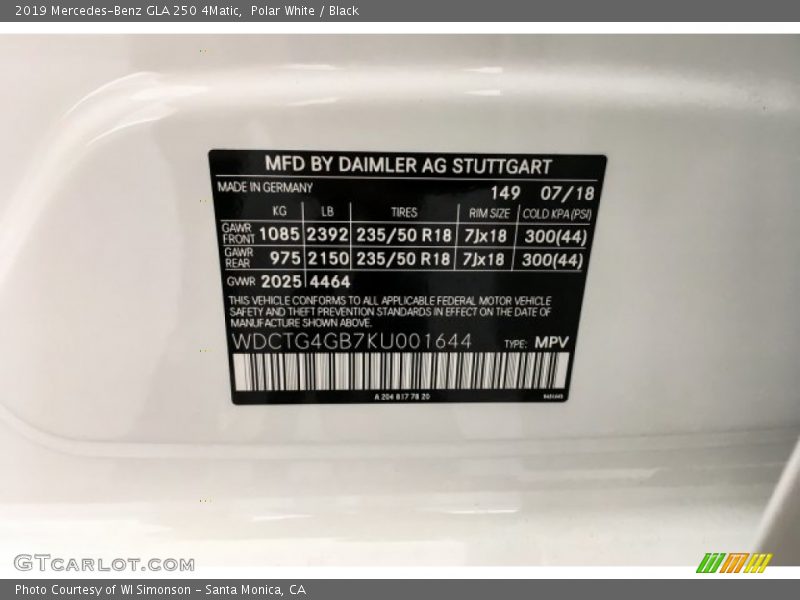 Polar White / Black 2019 Mercedes-Benz GLA 250 4Matic