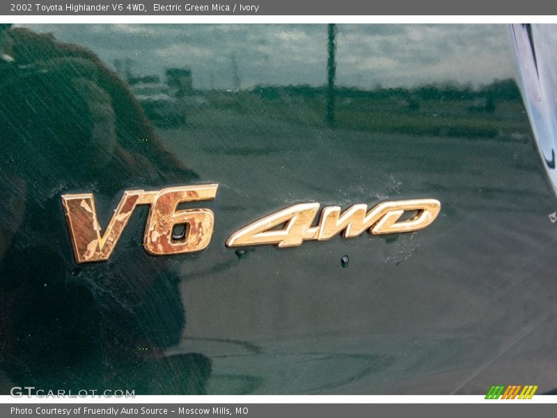 Electric Green Mica / Ivory 2002 Toyota Highlander V6 4WD