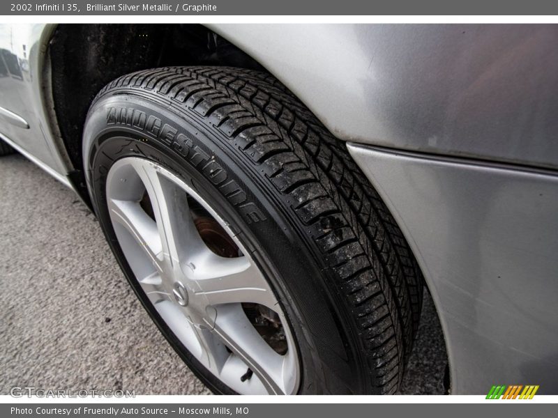 Brilliant Silver Metallic / Graphite 2002 Infiniti I 35