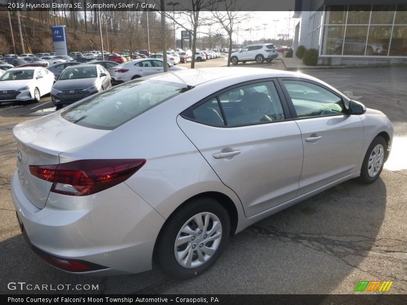 Symphony Silver / Gray 2019 Hyundai Elantra SE