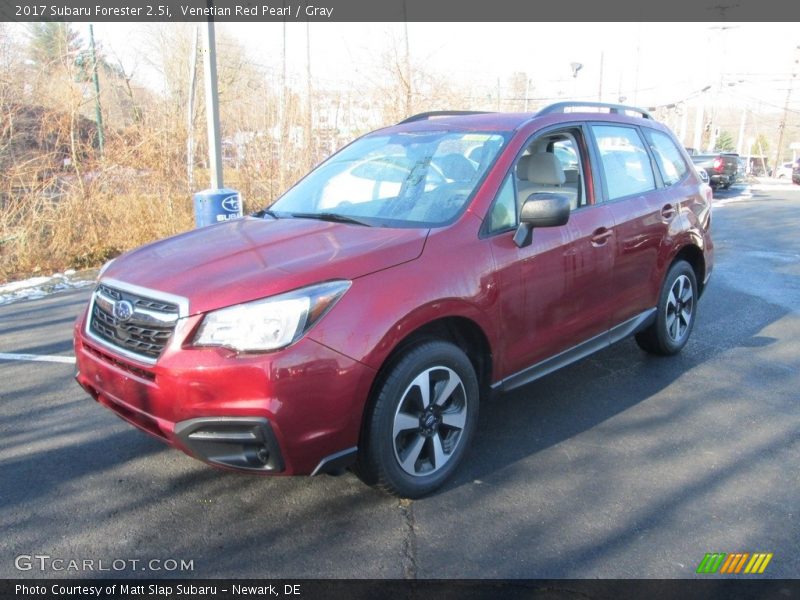 Venetian Red Pearl / Gray 2017 Subaru Forester 2.5i