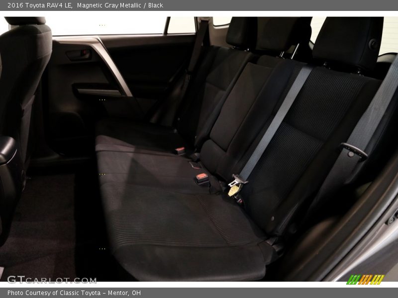 Magnetic Gray Metallic / Black 2016 Toyota RAV4 LE