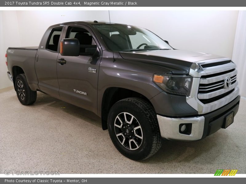 Magnetic Gray Metallic / Black 2017 Toyota Tundra SR5 Double Cab 4x4