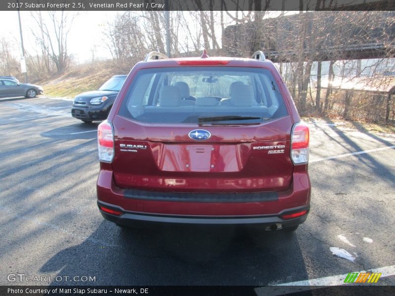 Venetian Red Pearl / Gray 2017 Subaru Forester 2.5i