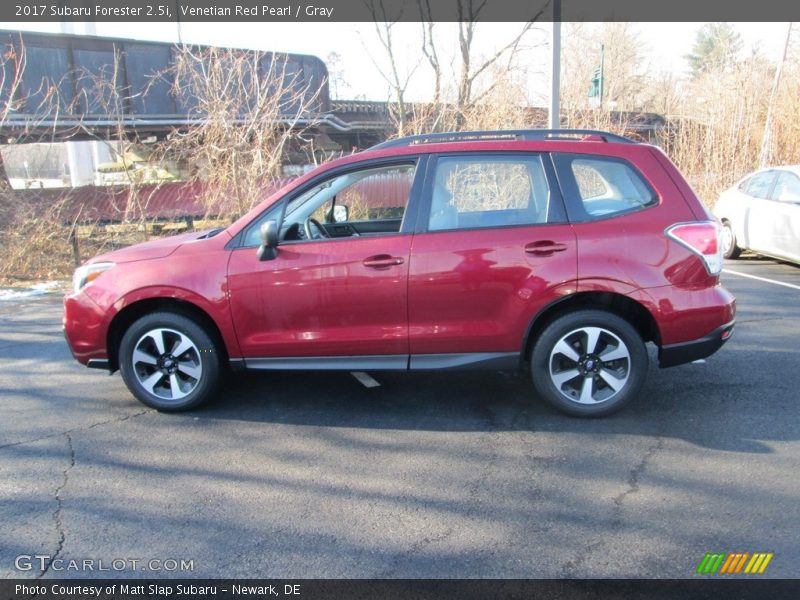 Venetian Red Pearl / Gray 2017 Subaru Forester 2.5i