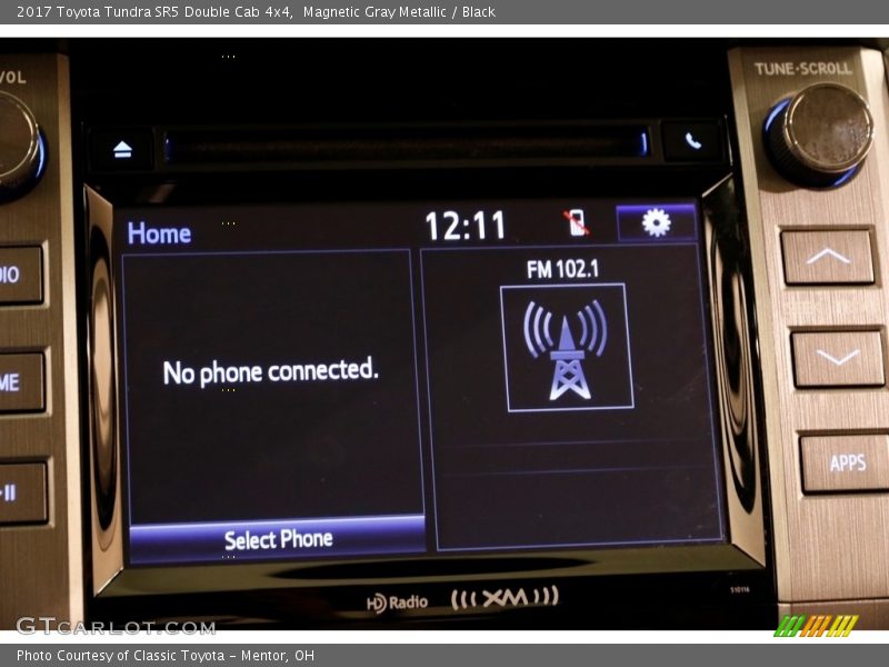 Magnetic Gray Metallic / Black 2017 Toyota Tundra SR5 Double Cab 4x4