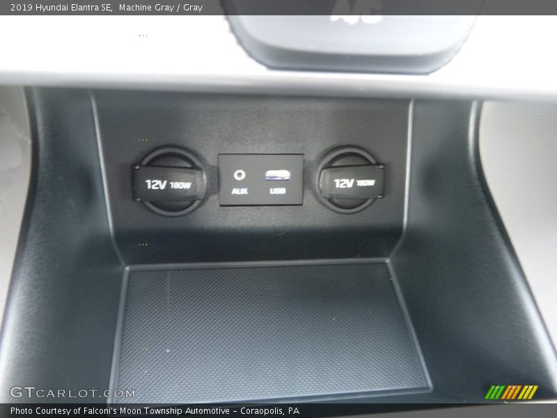 Machine Gray / Gray 2019 Hyundai Elantra SE