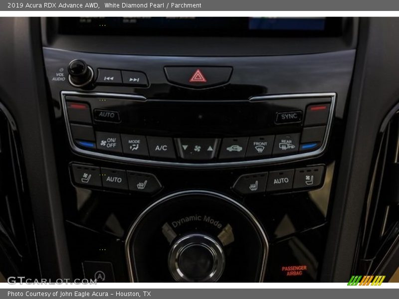 White Diamond Pearl / Parchment 2019 Acura RDX Advance AWD