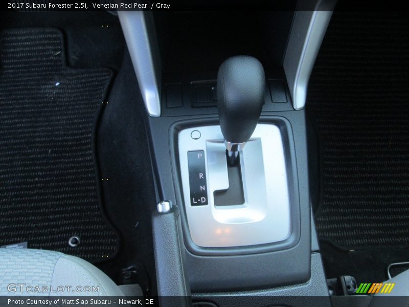 Venetian Red Pearl / Gray 2017 Subaru Forester 2.5i