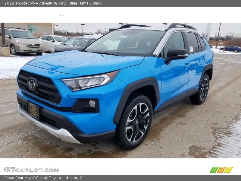 Front 3/4 View of 2019 RAV4 Adventure AWD