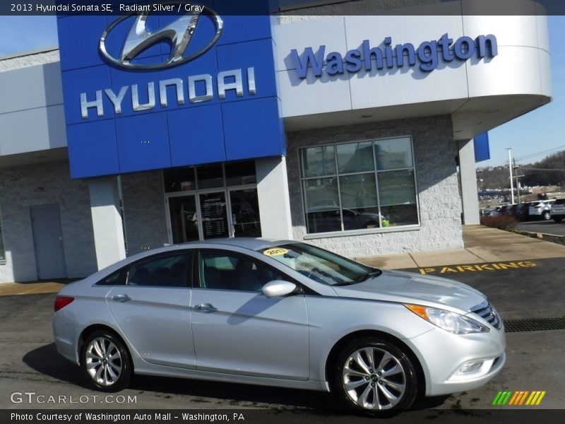 Radiant Silver / Gray 2013 Hyundai Sonata SE