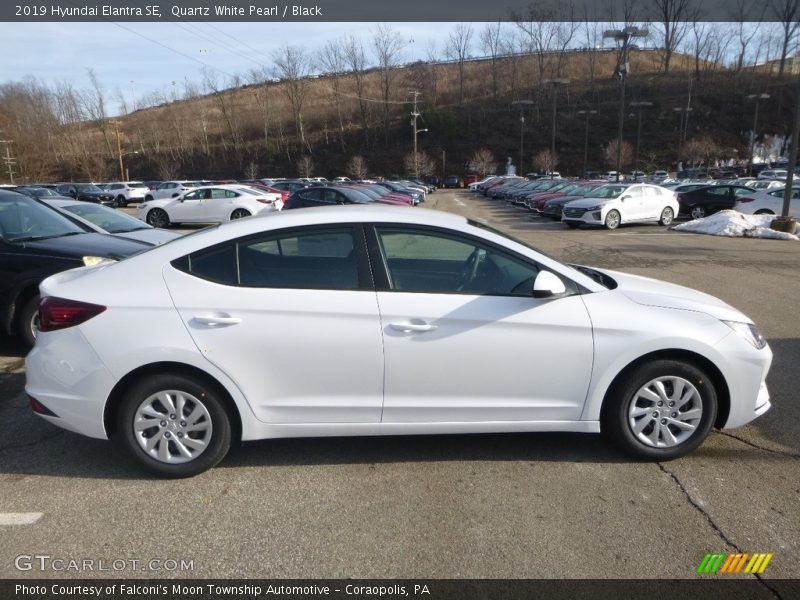 Quartz White Pearl / Black 2019 Hyundai Elantra SE