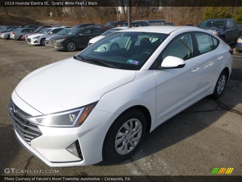 Quartz White Pearl / Black 2019 Hyundai Elantra SE