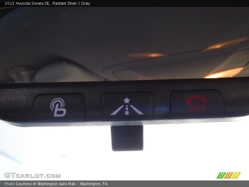 Radiant Silver / Gray 2013 Hyundai Sonata SE