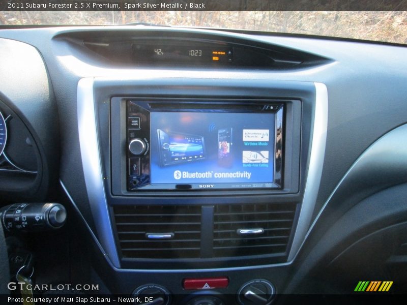 Spark Silver Metallic / Black 2011 Subaru Forester 2.5 X Premium