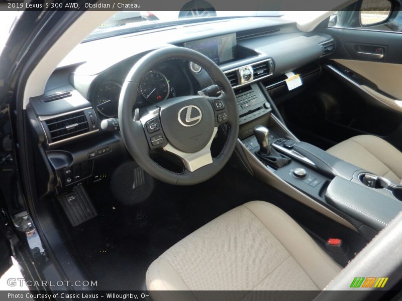 Obsidian / Chateau 2019 Lexus IS 300 AWD