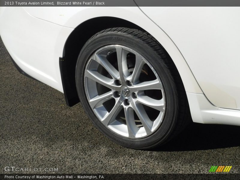 Blizzard White Pearl / Black 2013 Toyota Avalon Limited