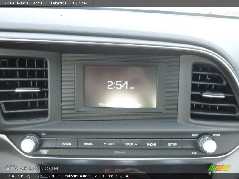 Lakeside Blue / Gray 2019 Hyundai Elantra SE