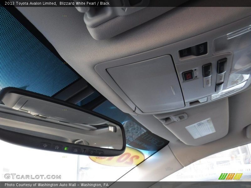 Blizzard White Pearl / Black 2013 Toyota Avalon Limited