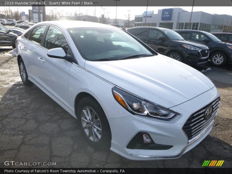 Quartz White Pearl / Black 2019 Hyundai Sonata SE