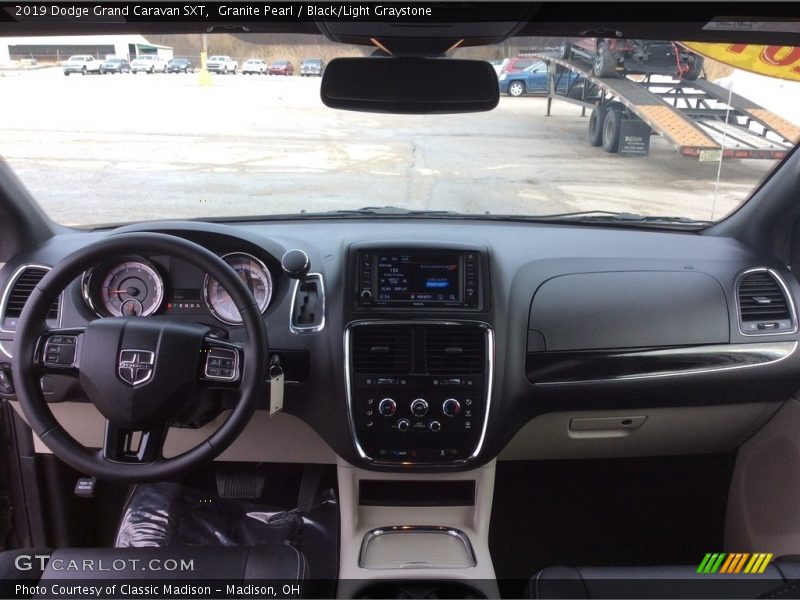 Granite Pearl / Black/Light Graystone 2019 Dodge Grand Caravan SXT