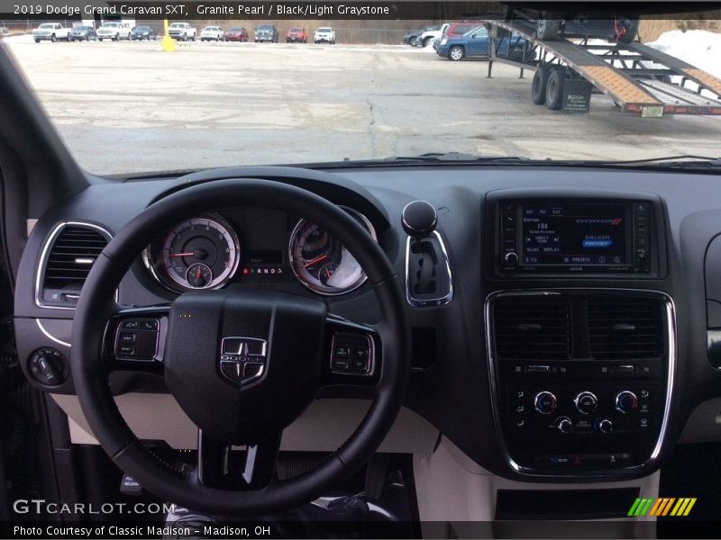Granite Pearl / Black/Light Graystone 2019 Dodge Grand Caravan SXT