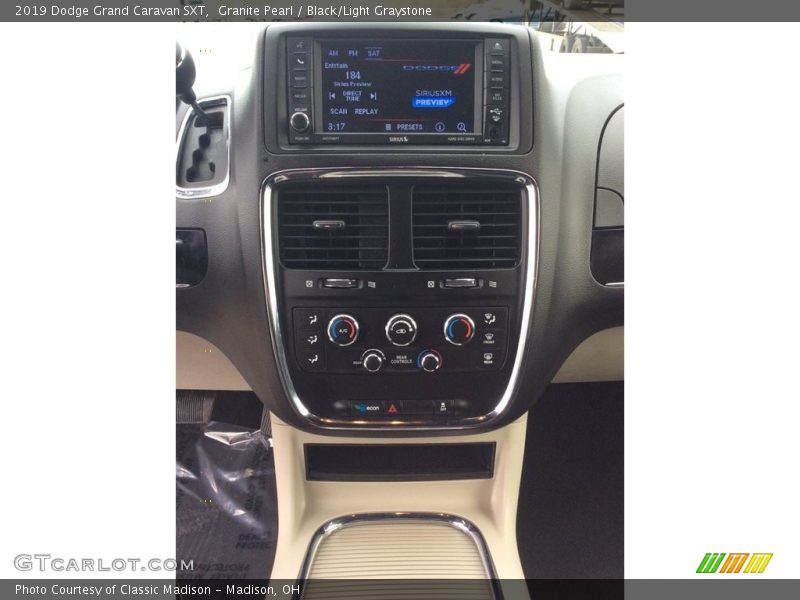 Granite Pearl / Black/Light Graystone 2019 Dodge Grand Caravan SXT