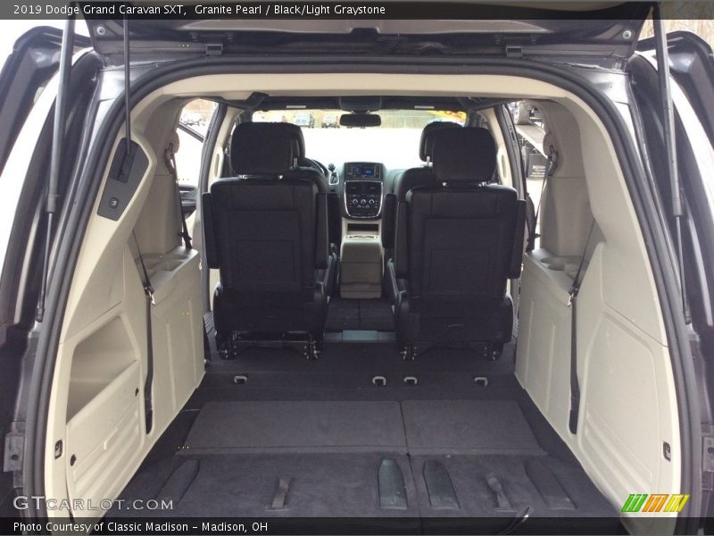 Granite Pearl / Black/Light Graystone 2019 Dodge Grand Caravan SXT