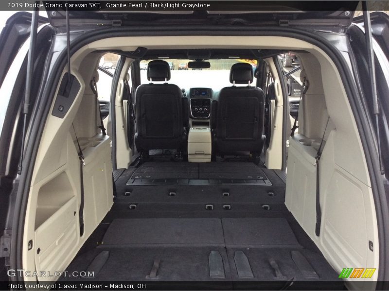 Granite Pearl / Black/Light Graystone 2019 Dodge Grand Caravan SXT