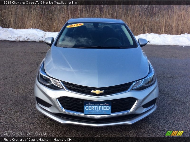 Silver Ice Metallic / Jet Black 2018 Chevrolet Cruze LT