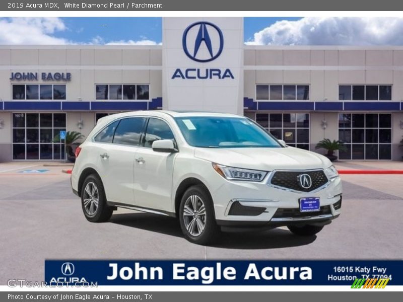 White Diamond Pearl / Parchment 2019 Acura MDX