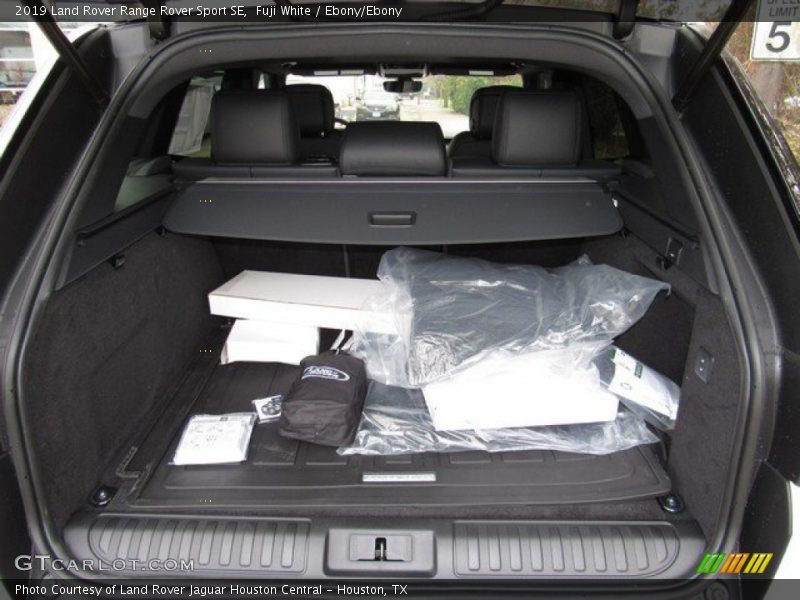 Fuji White / Ebony/Ebony 2019 Land Rover Range Rover Sport SE