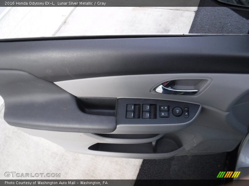 Lunar Silver Metallic / Gray 2016 Honda Odyssey EX-L
