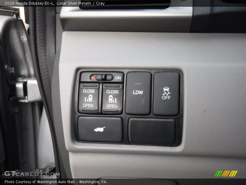 Lunar Silver Metallic / Gray 2016 Honda Odyssey EX-L