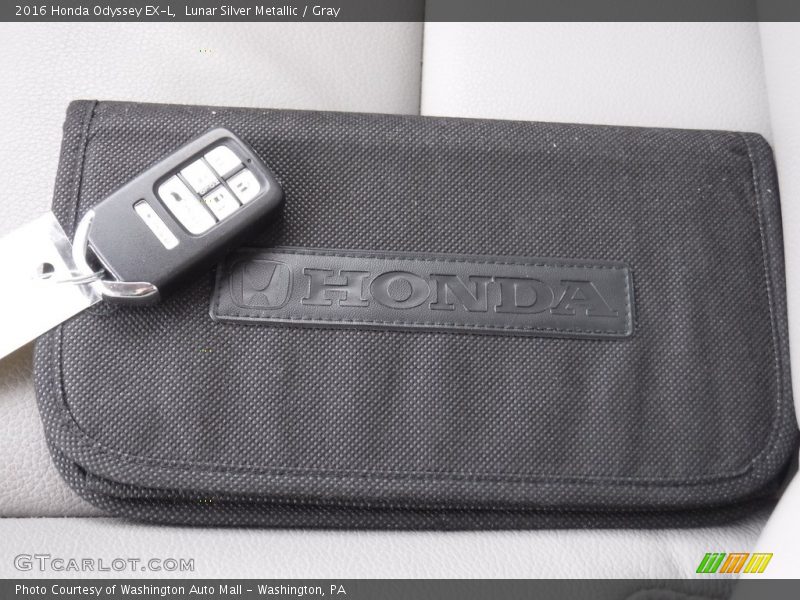 Lunar Silver Metallic / Gray 2016 Honda Odyssey EX-L