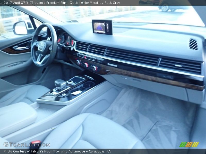 Glacier White Metallic / Rock Gray 2017 Audi Q7 3.0T quattro Premium Plus