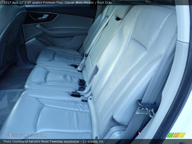 Glacier White Metallic / Rock Gray 2017 Audi Q7 3.0T quattro Premium Plus