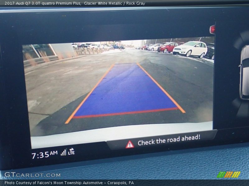 Glacier White Metallic / Rock Gray 2017 Audi Q7 3.0T quattro Premium Plus