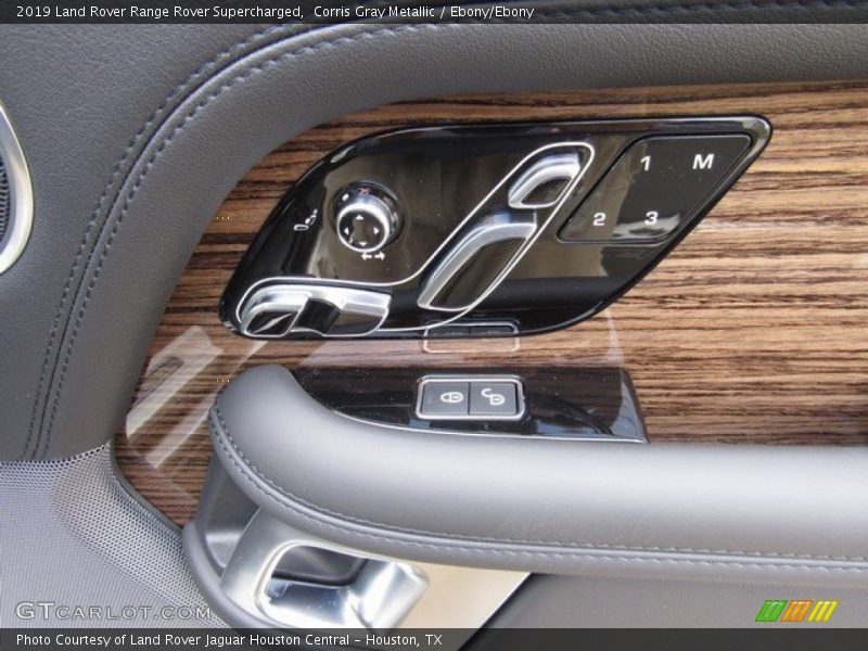 Controls of 2019 Range Rover Supercharged