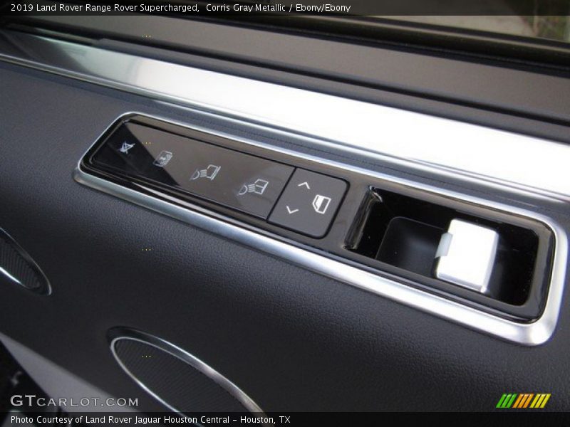 Controls of 2019 Range Rover Supercharged