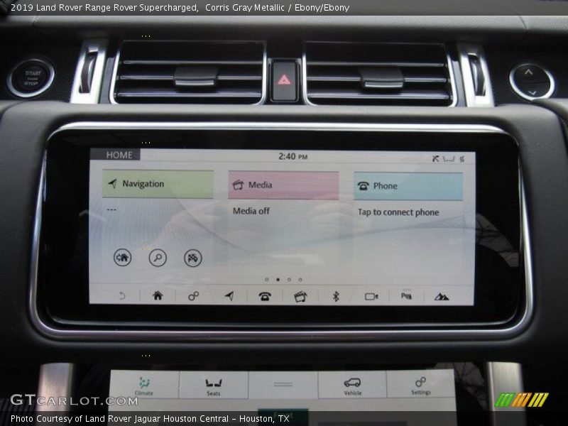 Controls of 2019 Range Rover Supercharged