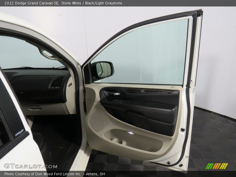 Stone White / Black/Light Graystone 2012 Dodge Grand Caravan SE