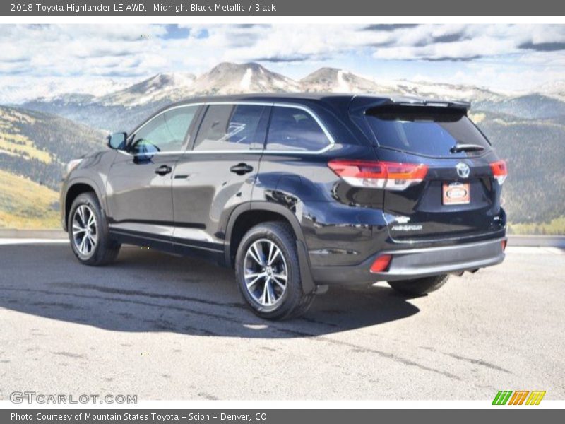 Midnight Black Metallic / Black 2018 Toyota Highlander LE AWD