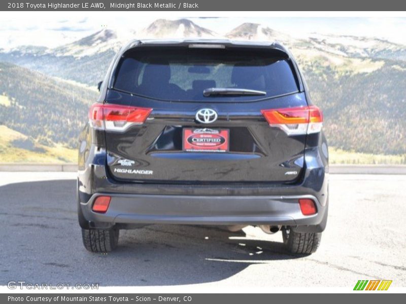 Midnight Black Metallic / Black 2018 Toyota Highlander LE AWD