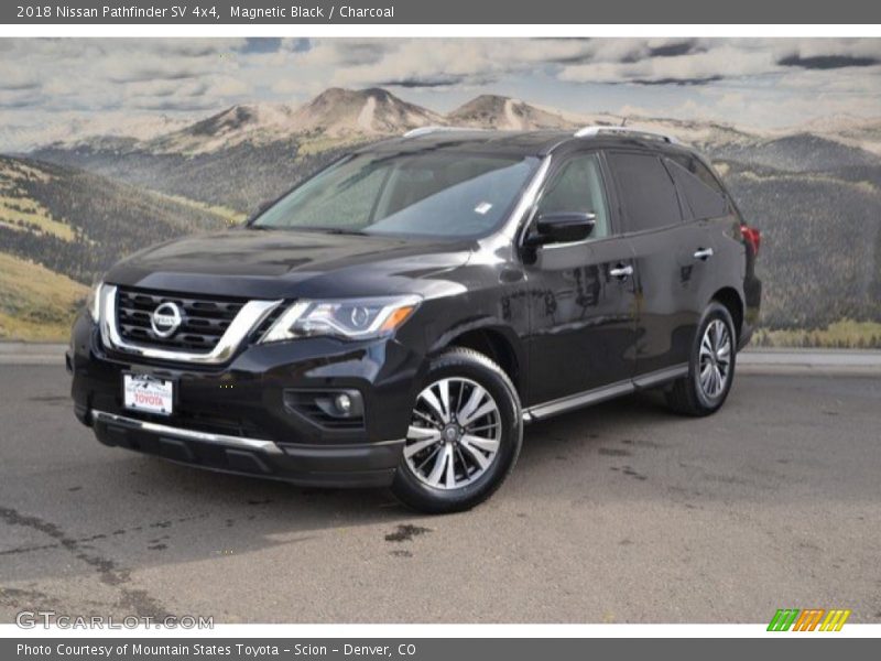 Magnetic Black / Charcoal 2018 Nissan Pathfinder SV 4x4