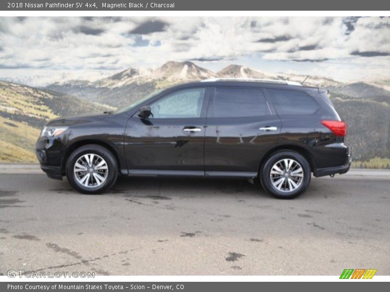 Magnetic Black / Charcoal 2018 Nissan Pathfinder SV 4x4