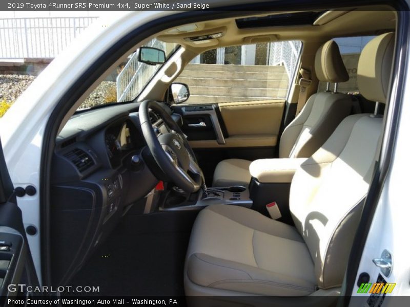 Super White / Sand Beige 2019 Toyota 4Runner SR5 Premium 4x4