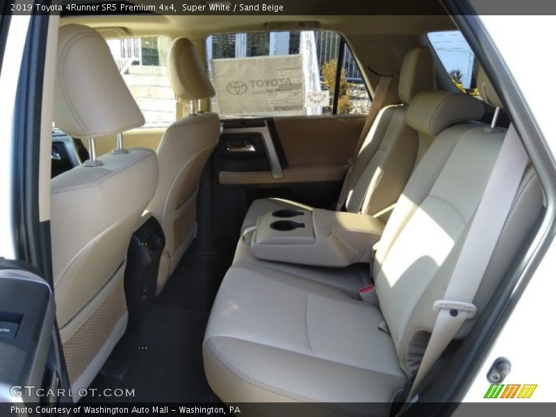 Super White / Sand Beige 2019 Toyota 4Runner SR5 Premium 4x4