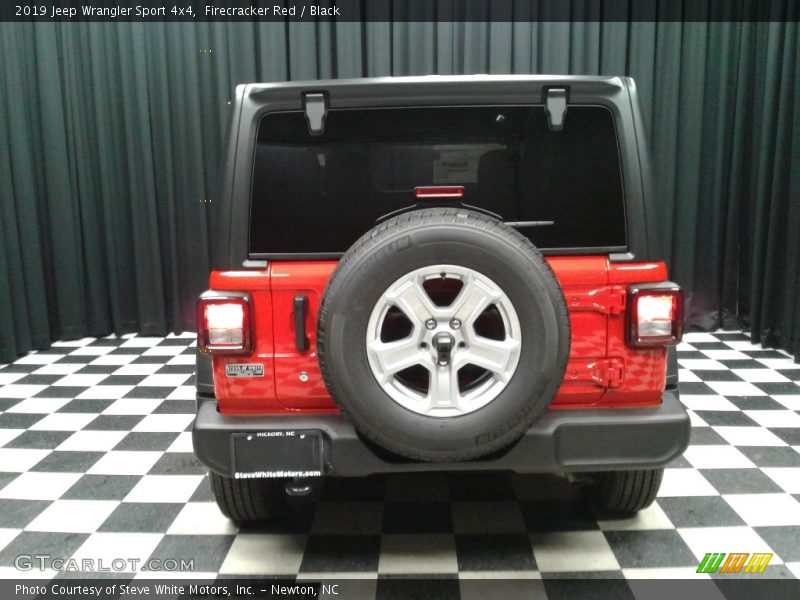 Firecracker Red / Black 2019 Jeep Wrangler Sport 4x4