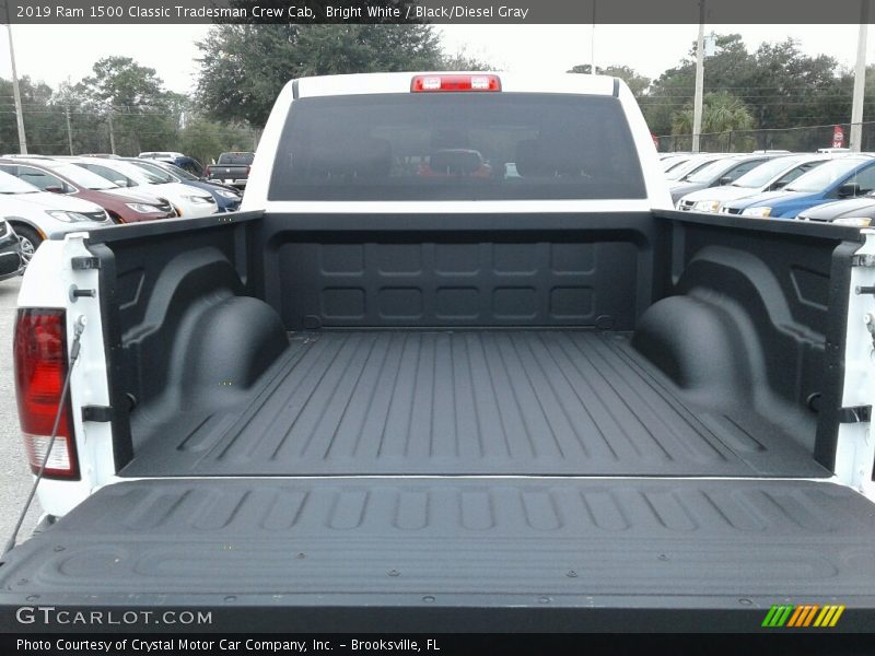 Bright White / Black/Diesel Gray 2019 Ram 1500 Classic Tradesman Crew Cab